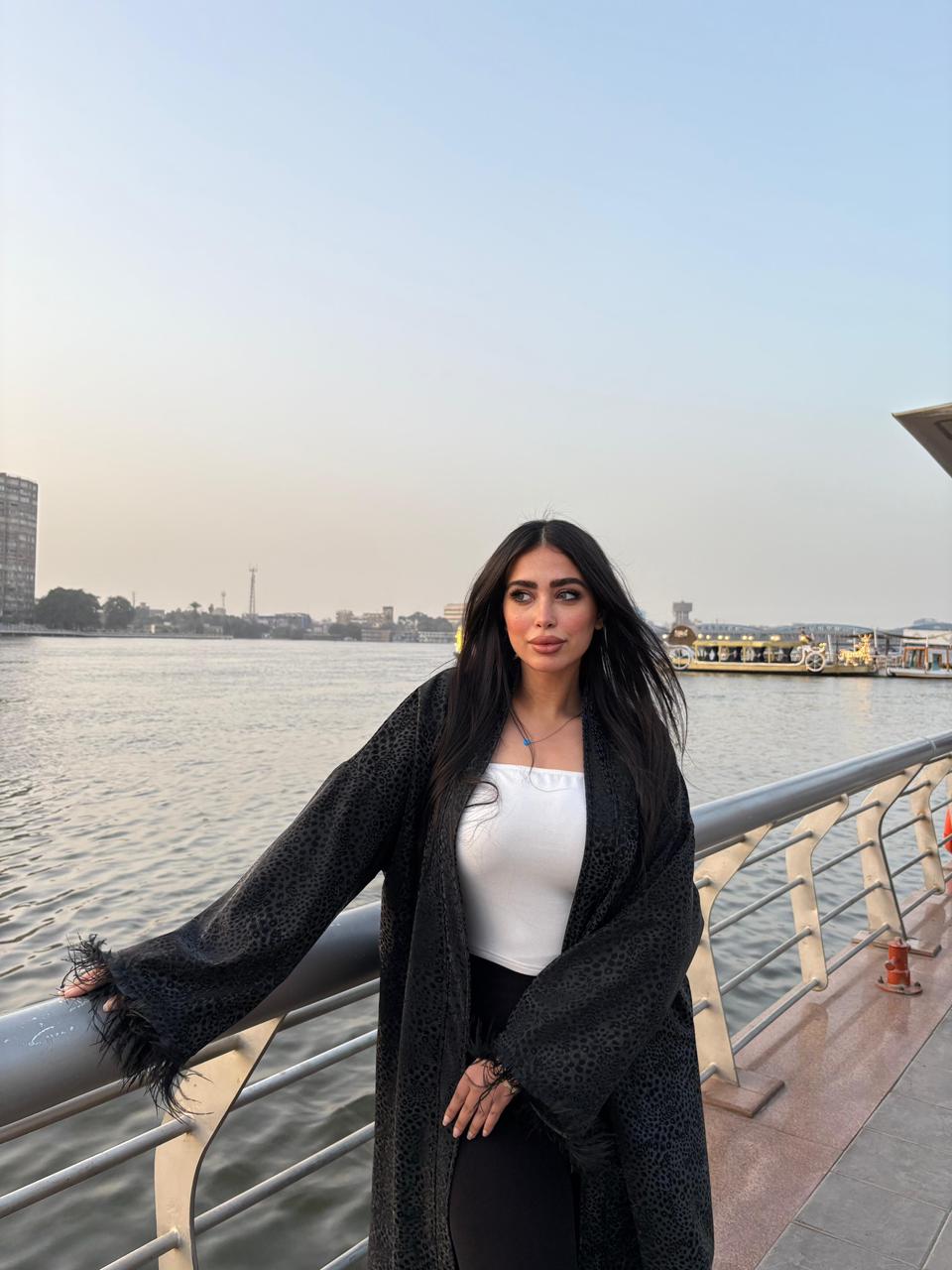 Klyr Black Kaftan with a Flowing Elegant Design for a Timeless Feminine Look - Image 2